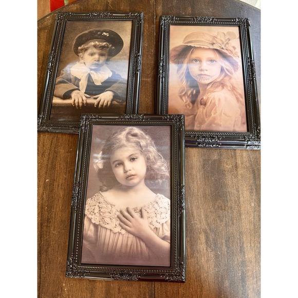 Set of 7 Halloween Scary Changing Portraits Haunted Wall Décor Frames (76) - Picture 2 of 12